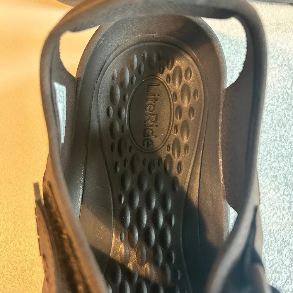 Crocs Mens Yukon Fisherman‎ Sandals Brown Size 12